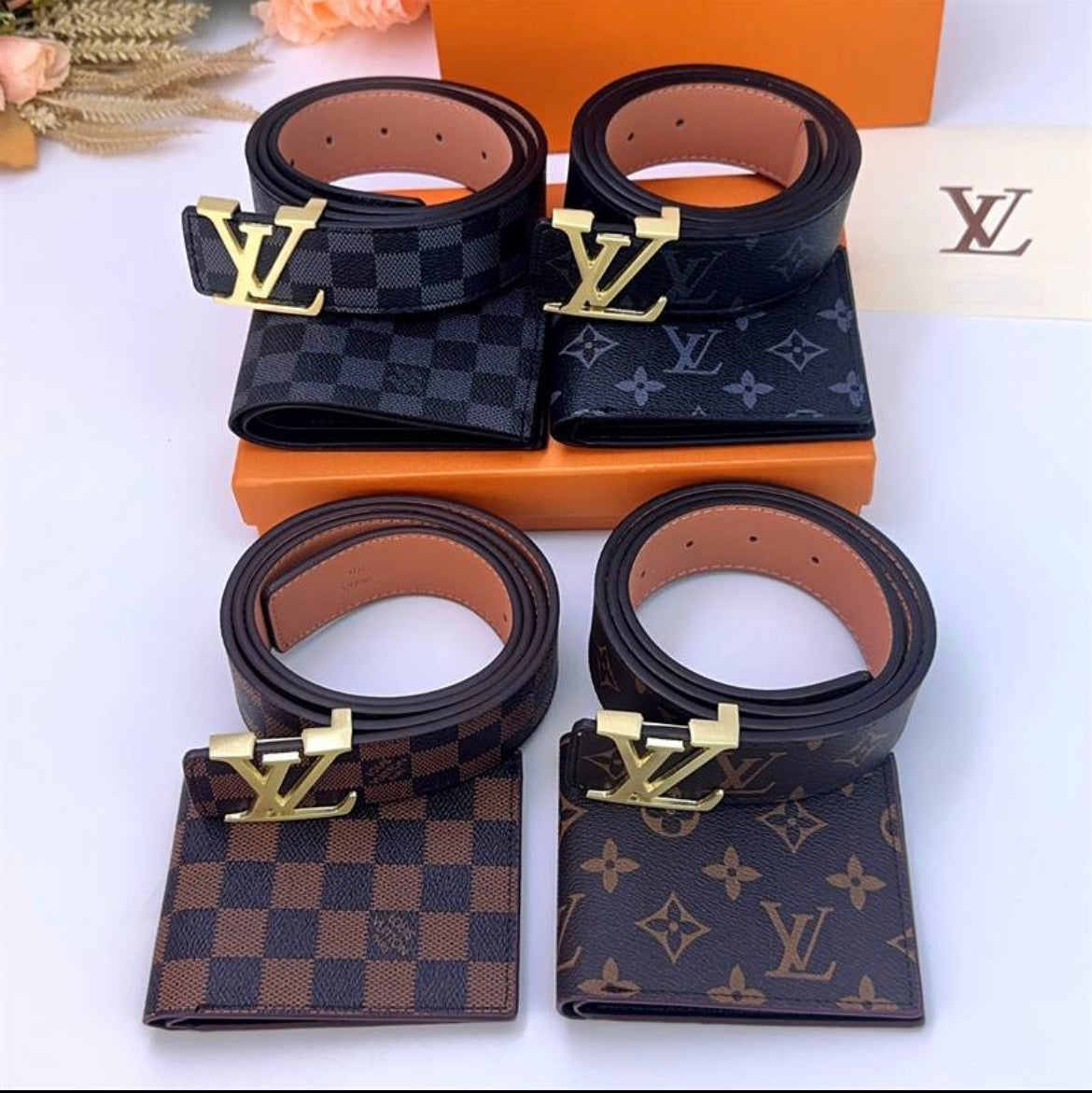Ceinture et portefeuille LV