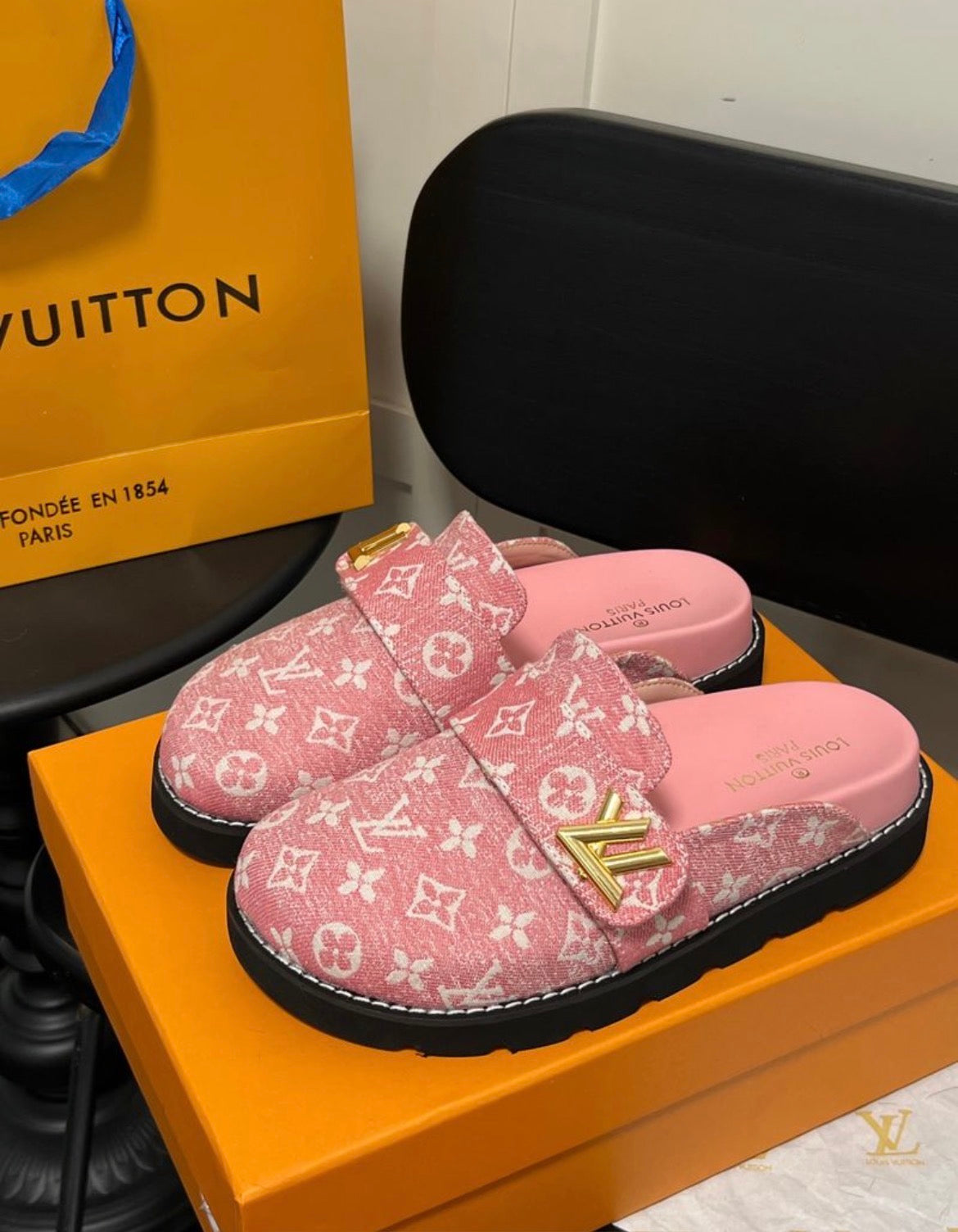 Sandales :LV