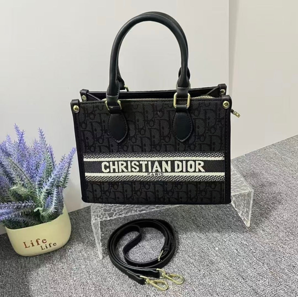 Sac a main CHRISTIAN DIOR