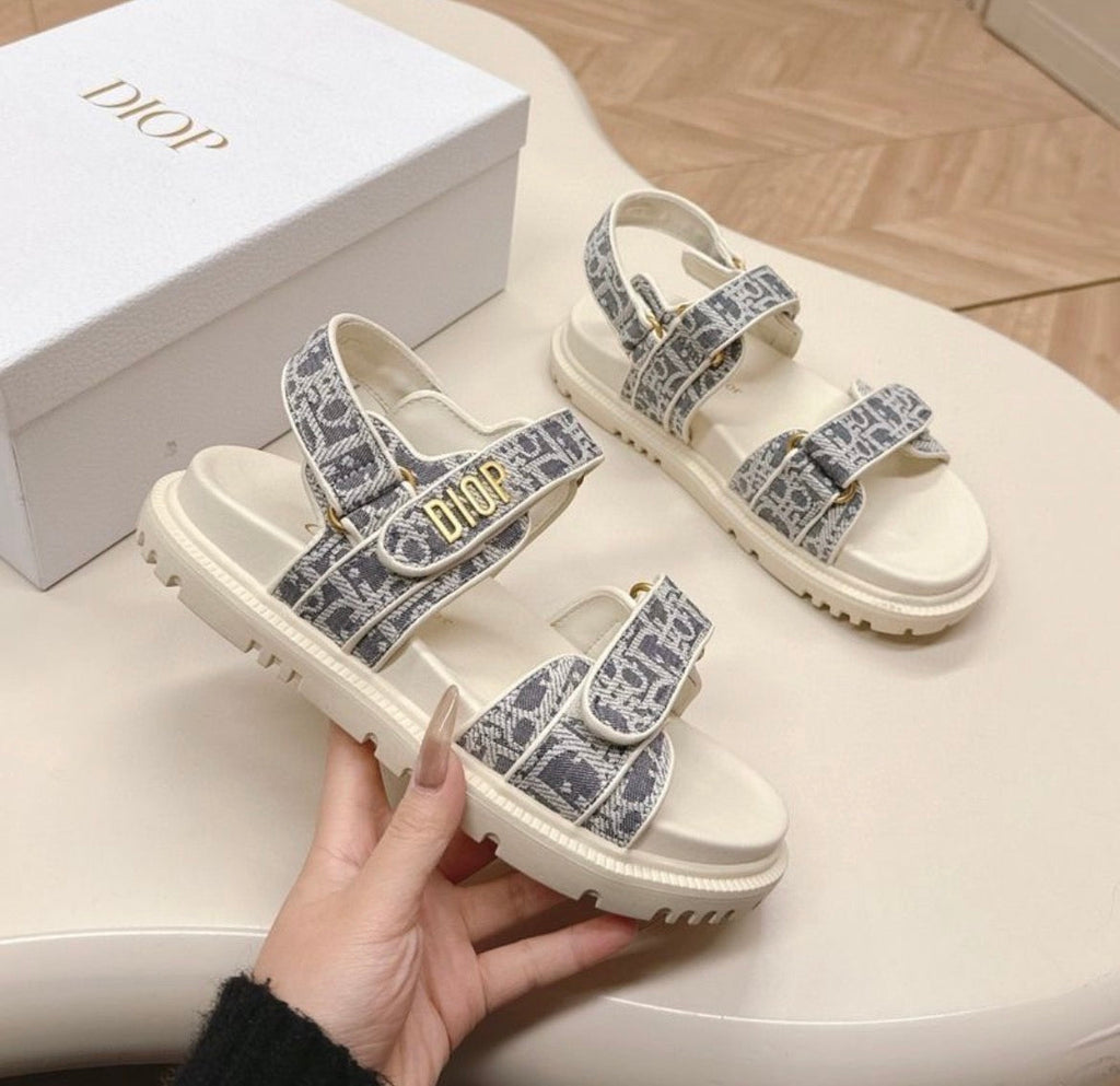 Pantoufles homme :DIOR