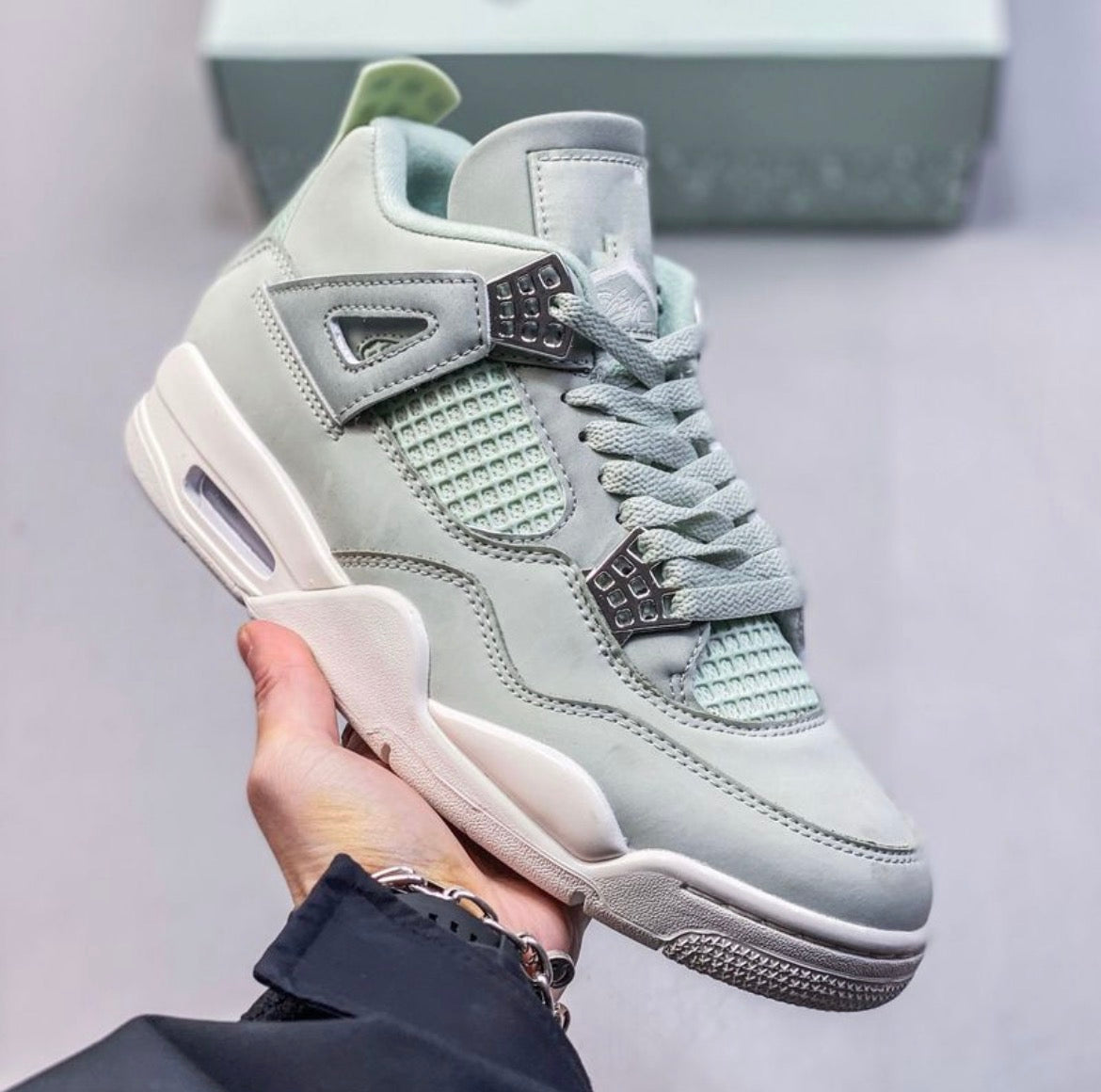 Baskets AIR JORDAN