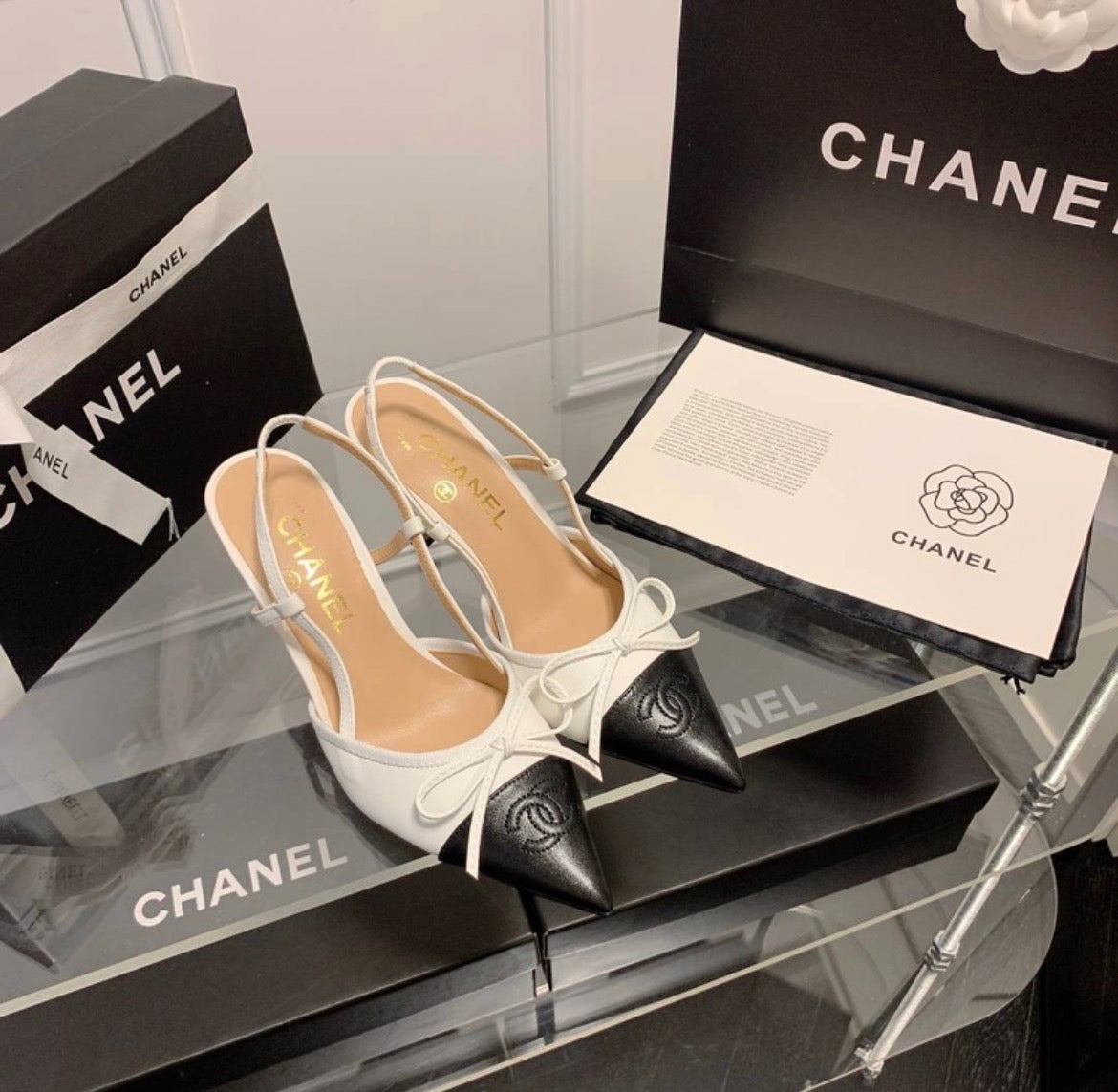 Escarpins :Chanel