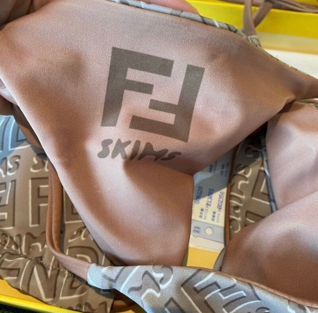 Maillot de bain :FENDI