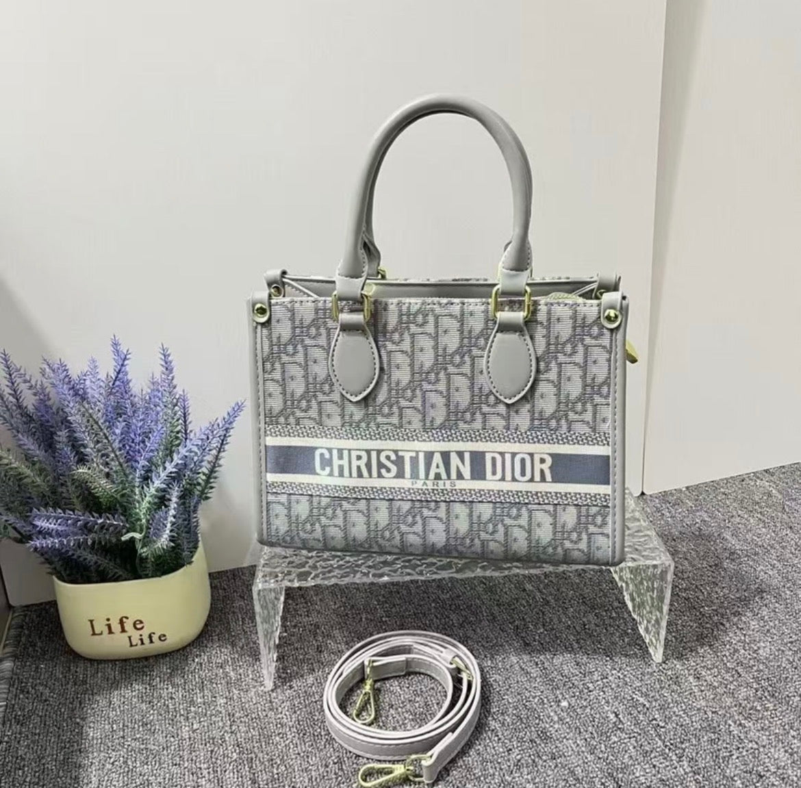 Sac a main CHRISTIAN DIOR