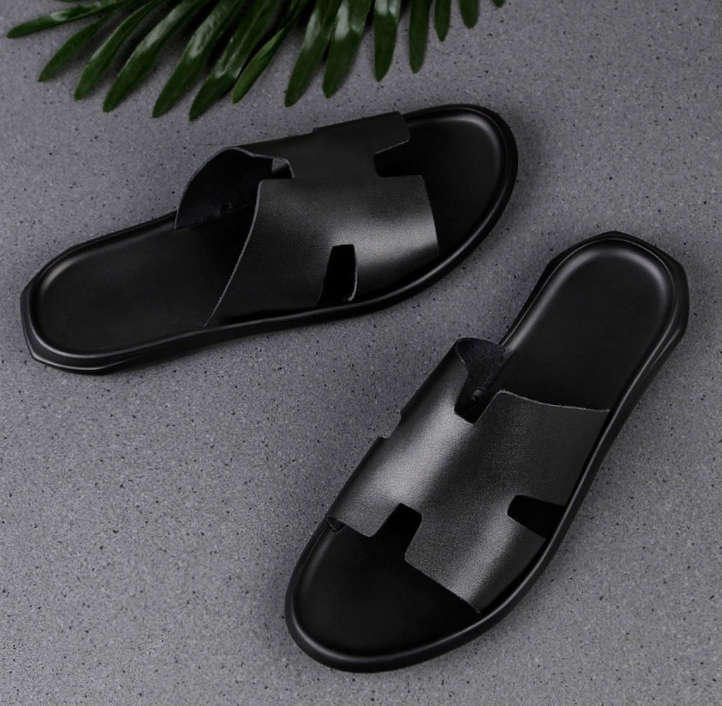Pantoufles Homme : HERMÈS
