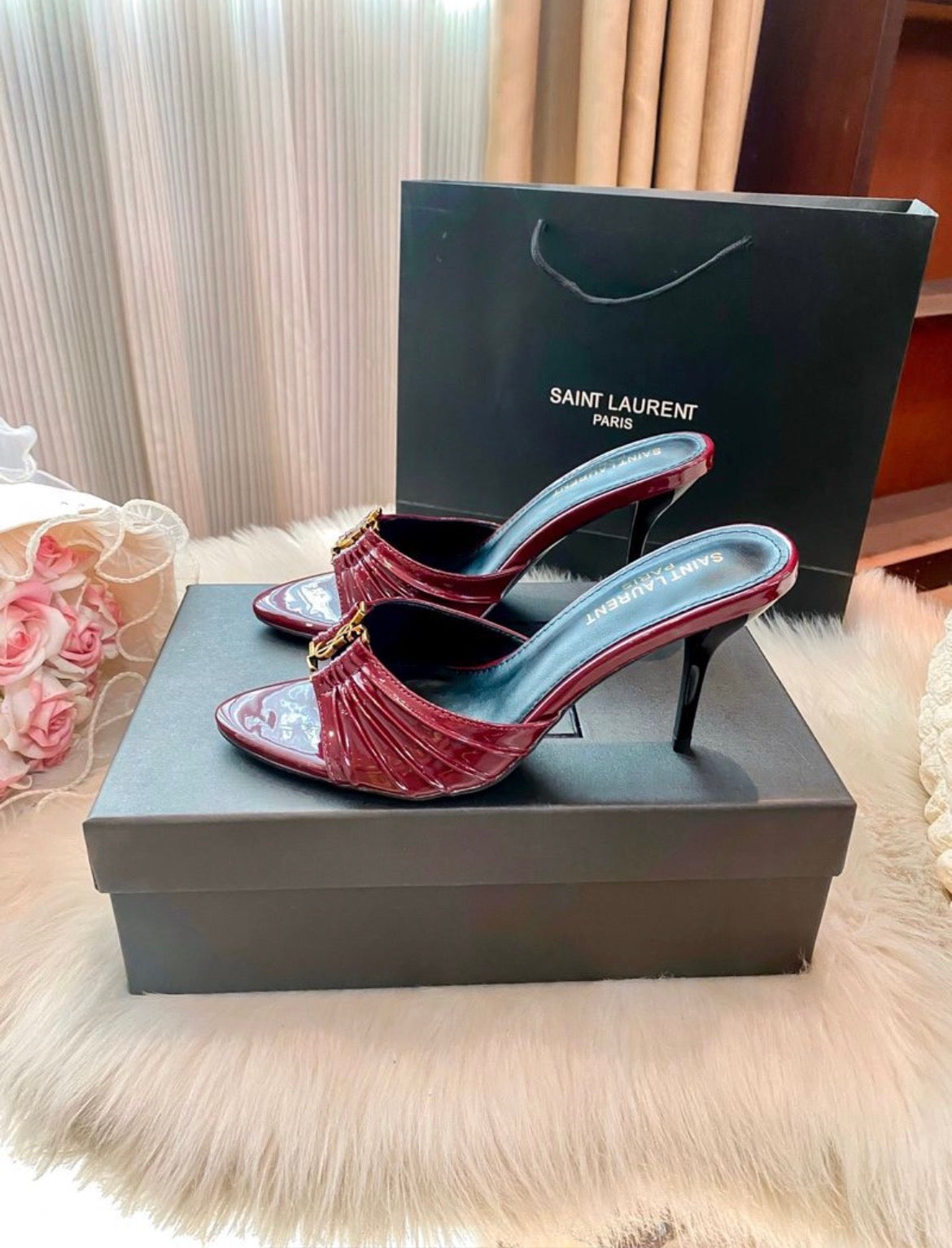Sandales :yve Saint Laurent