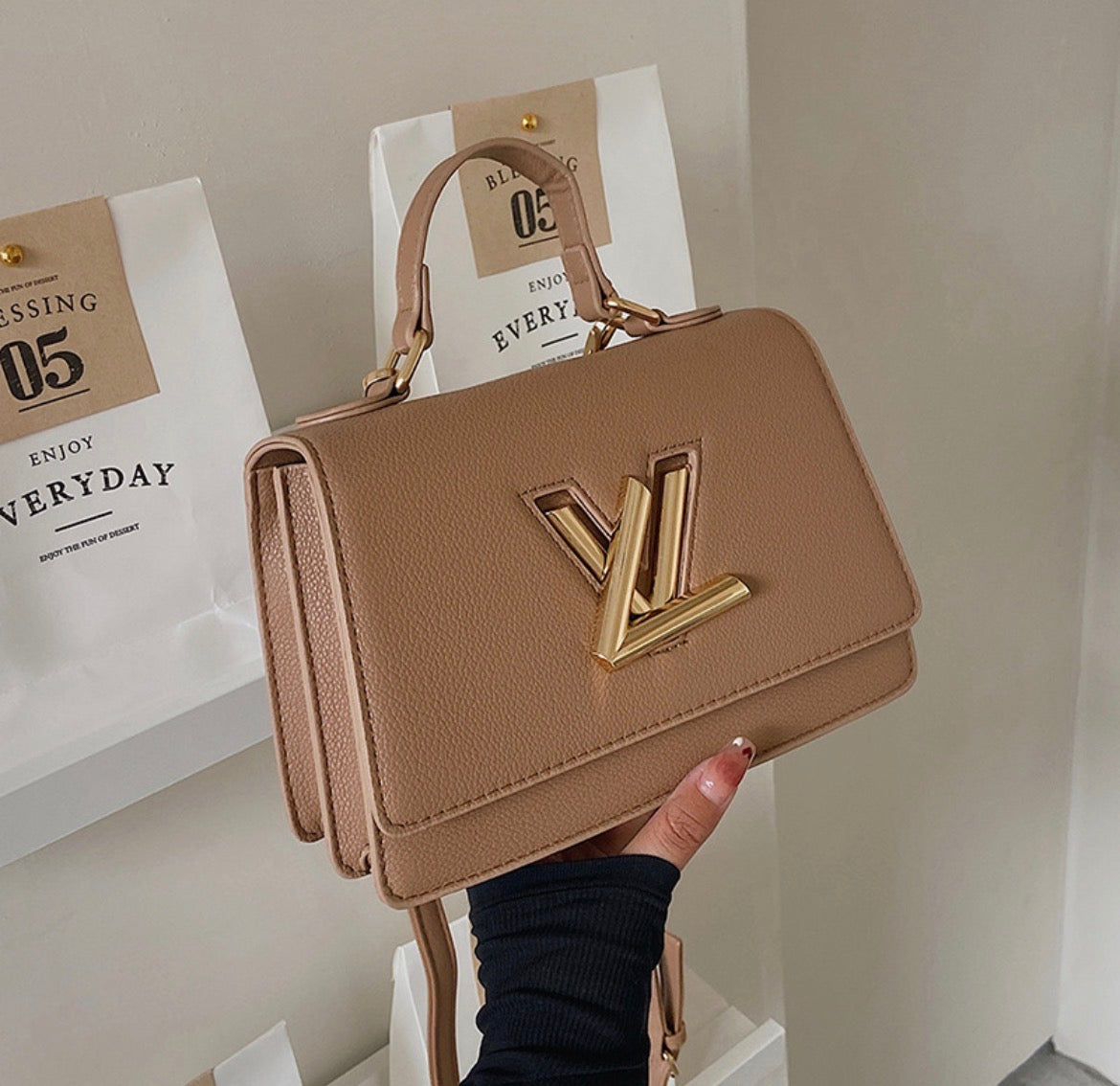 Sacs a main LV