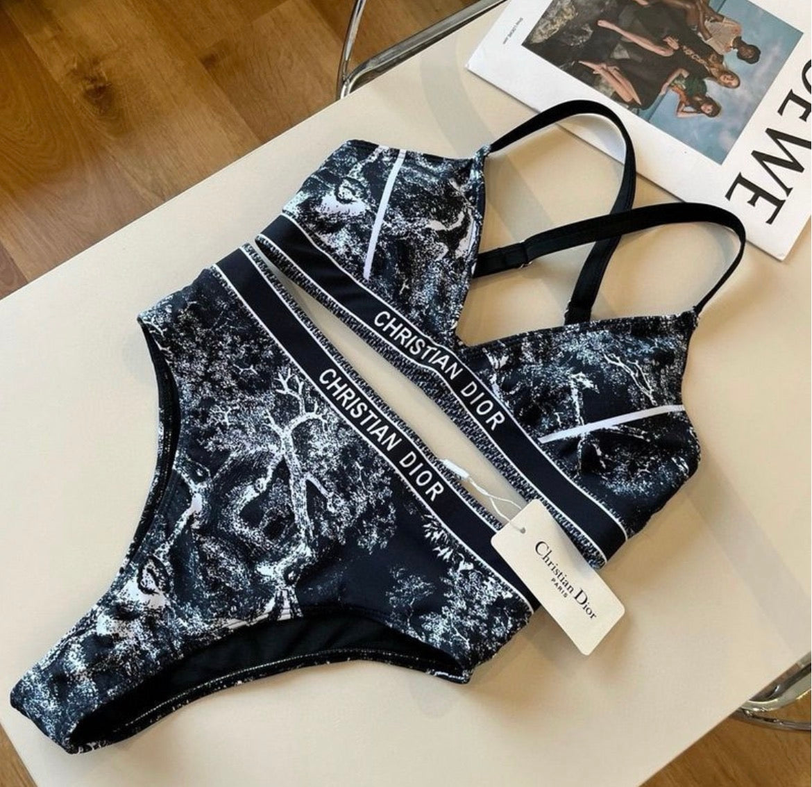 Maillot de bain :CHRISTIAN DIOR