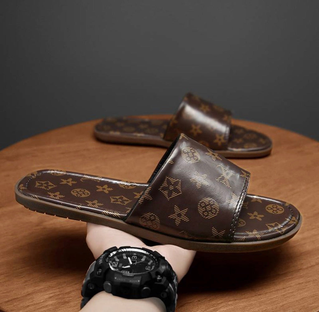 Pantoufles homme :LV