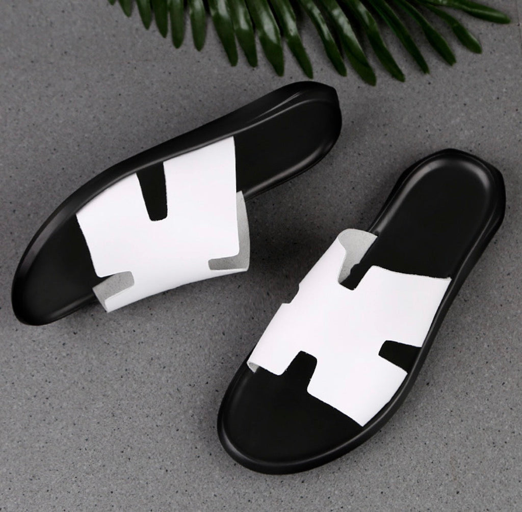Pantoufles Homme : HERMÈS