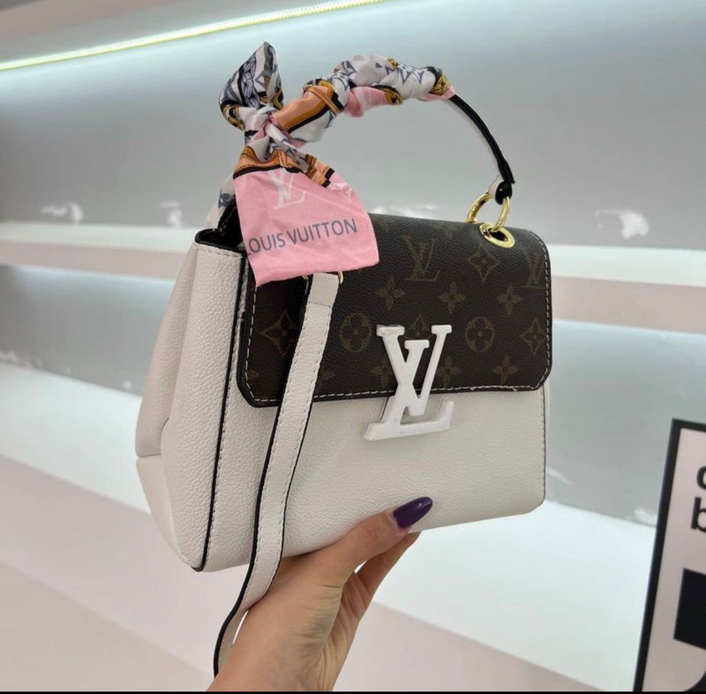 Sac ami LV