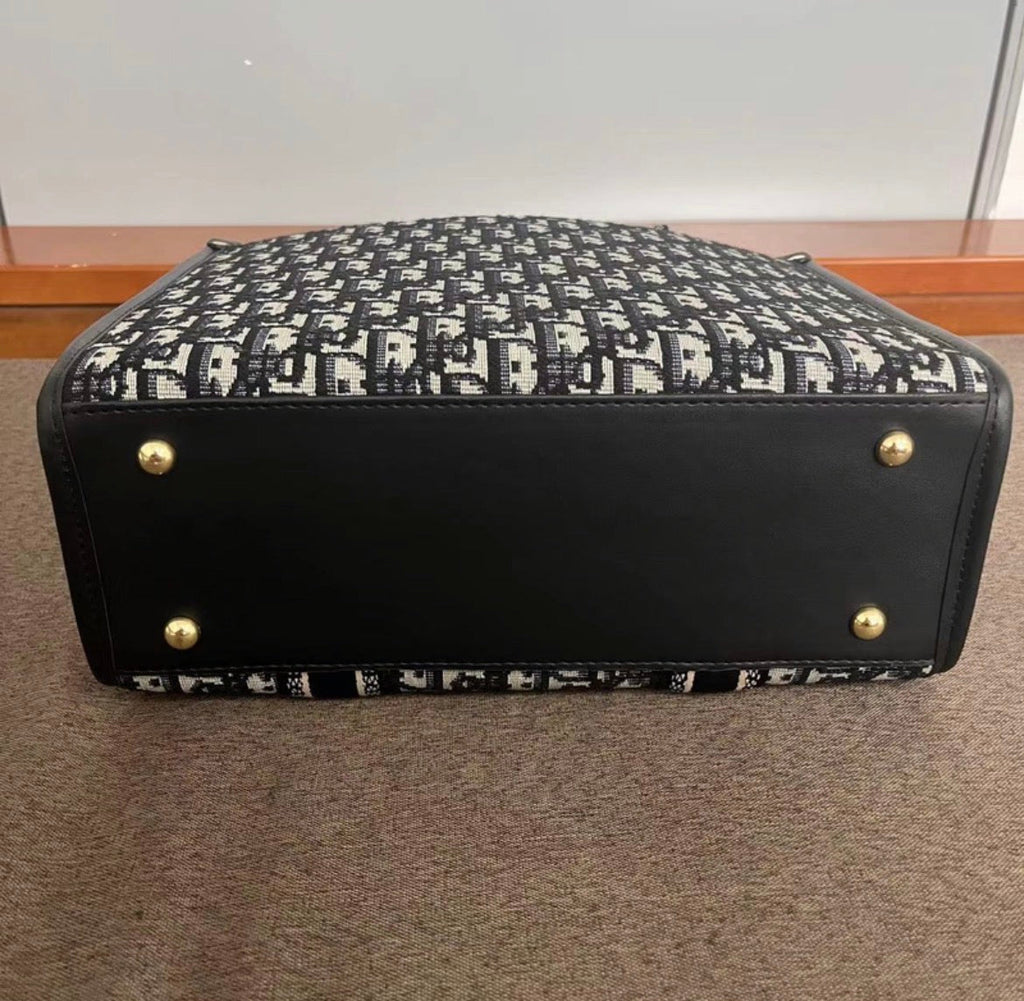 Sac à main :DIOR