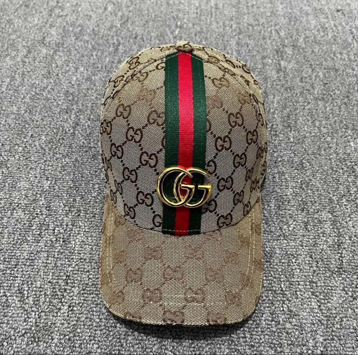 Casquette:GUCCI