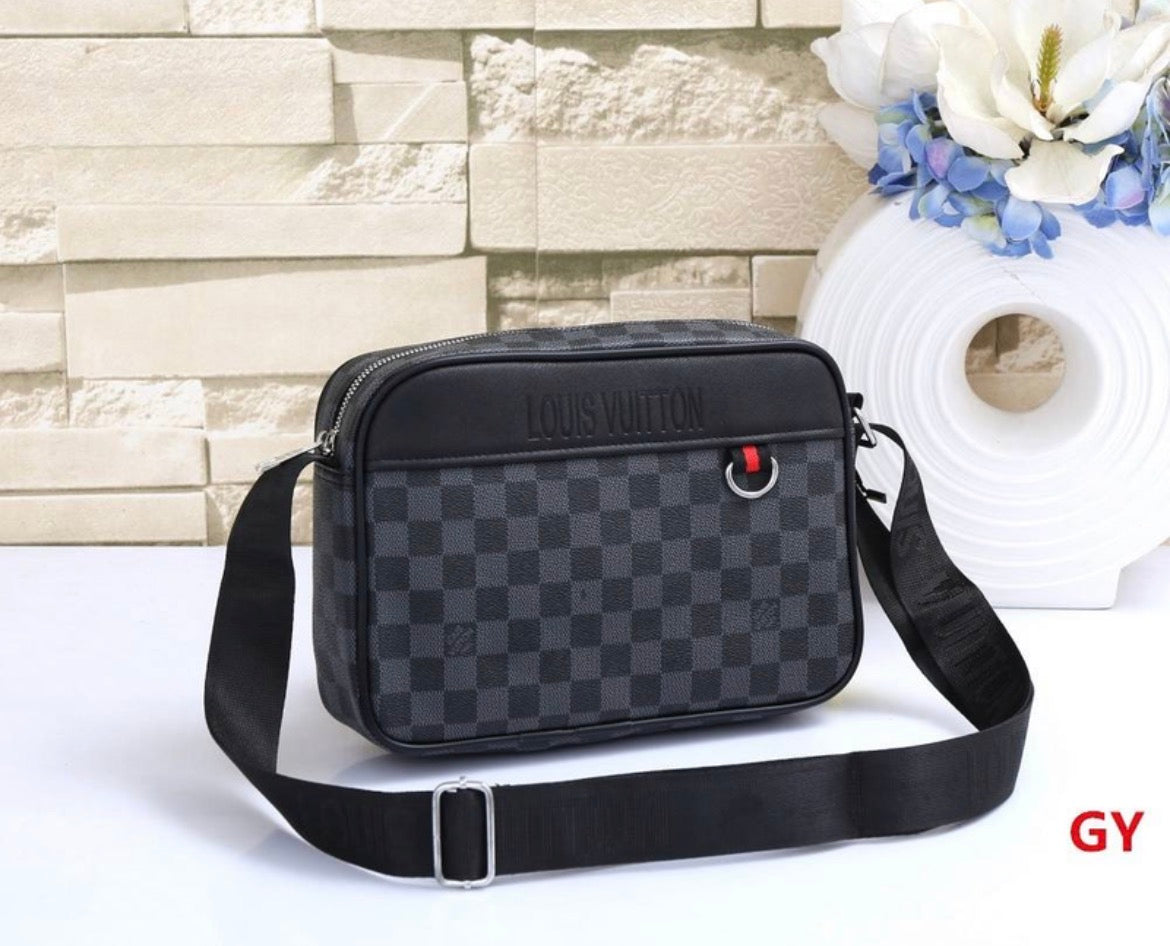 Sacs homme :LV