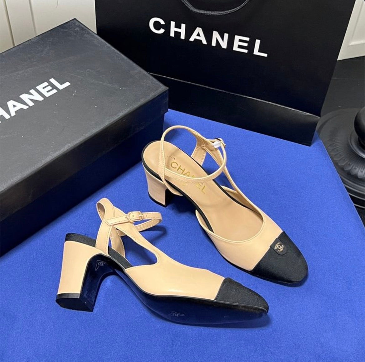 Sandales:Chanel