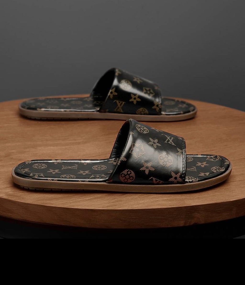 Pantoufles homme :LV