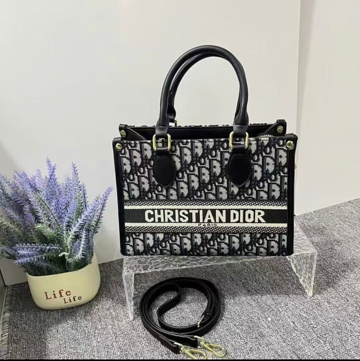 Sac a main CHRISTIAN DIOR
