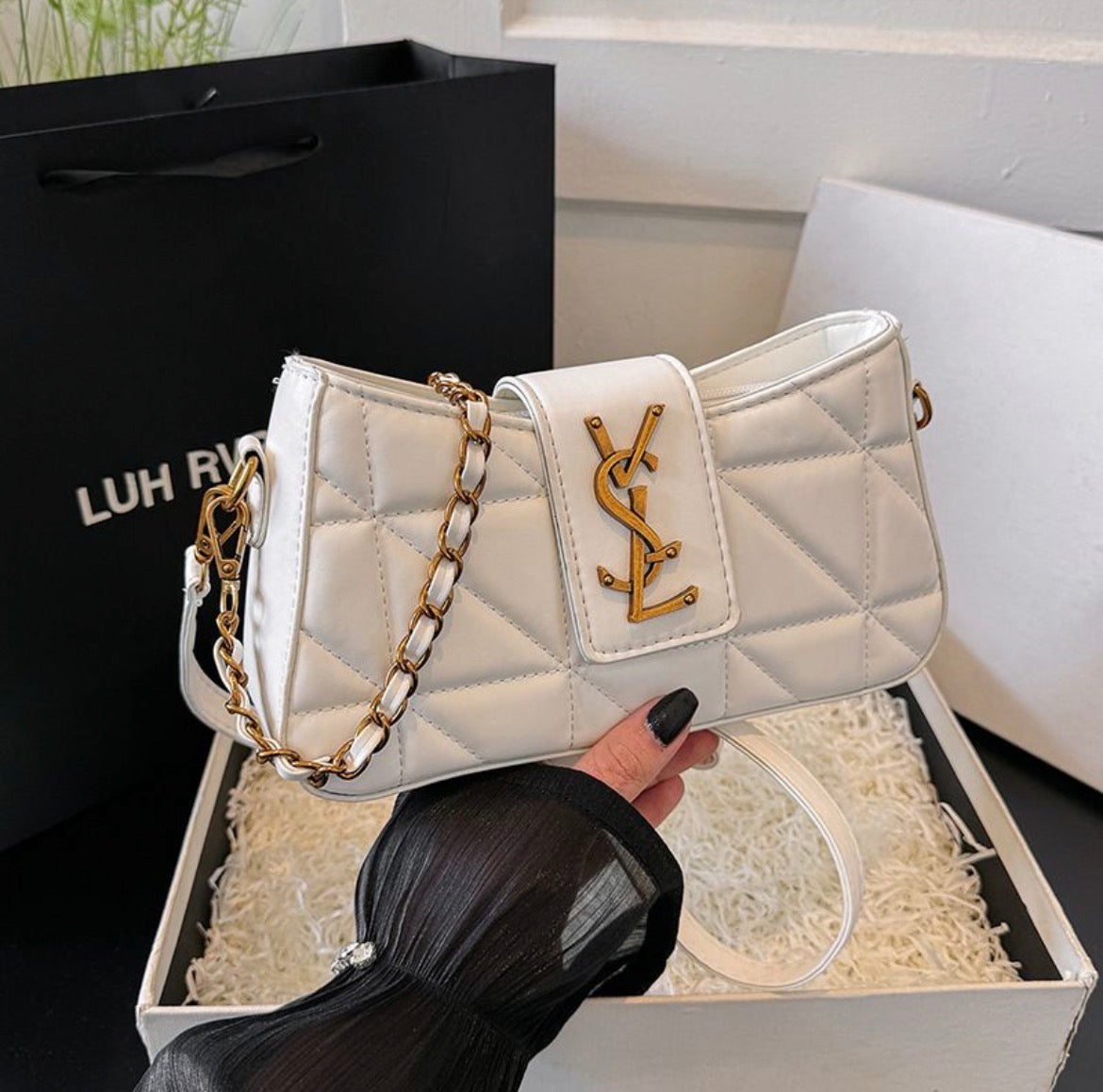 Sac a main YVE SAINT LAURENT