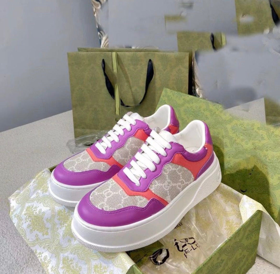 Baskets :Gucci