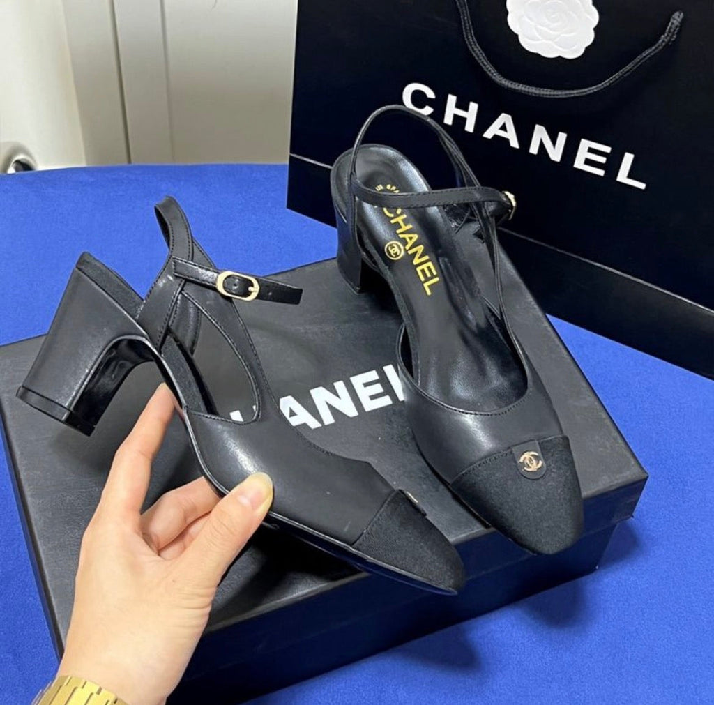 Sandales:Chanel