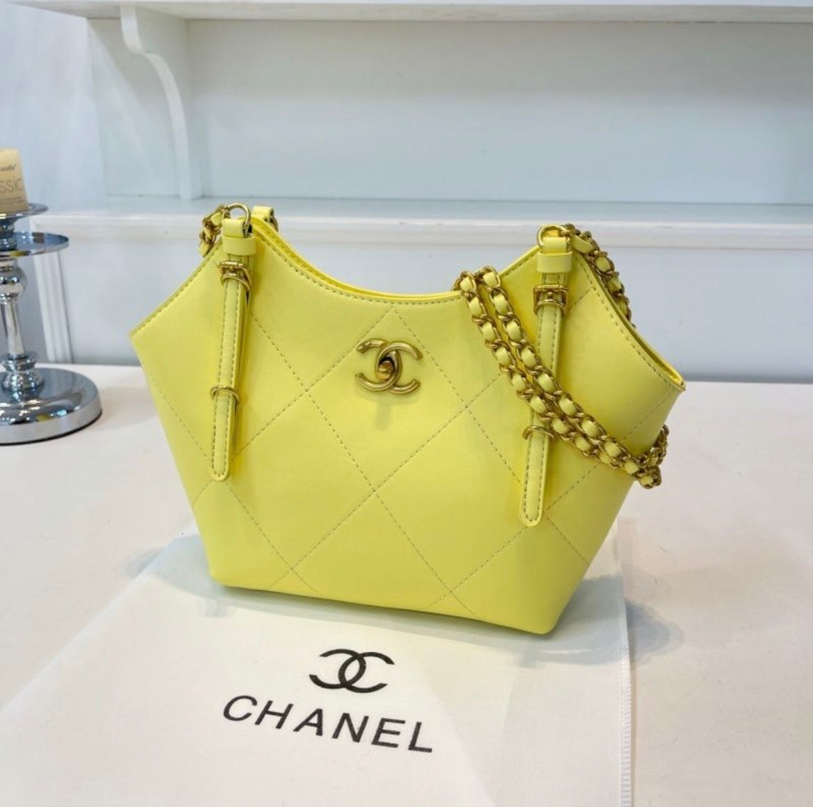 Sac a mains CHANEL