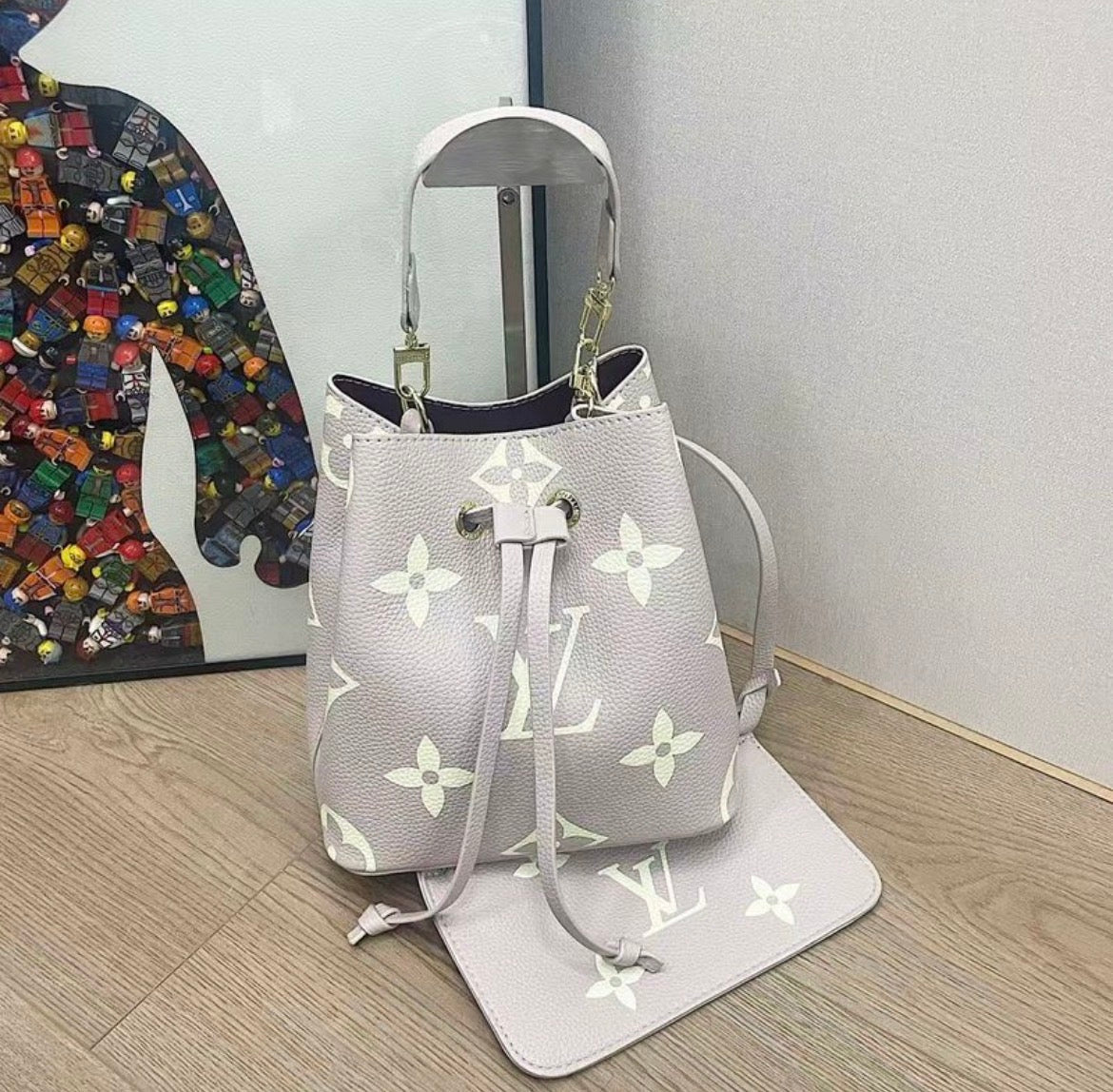 Sac a main : LV