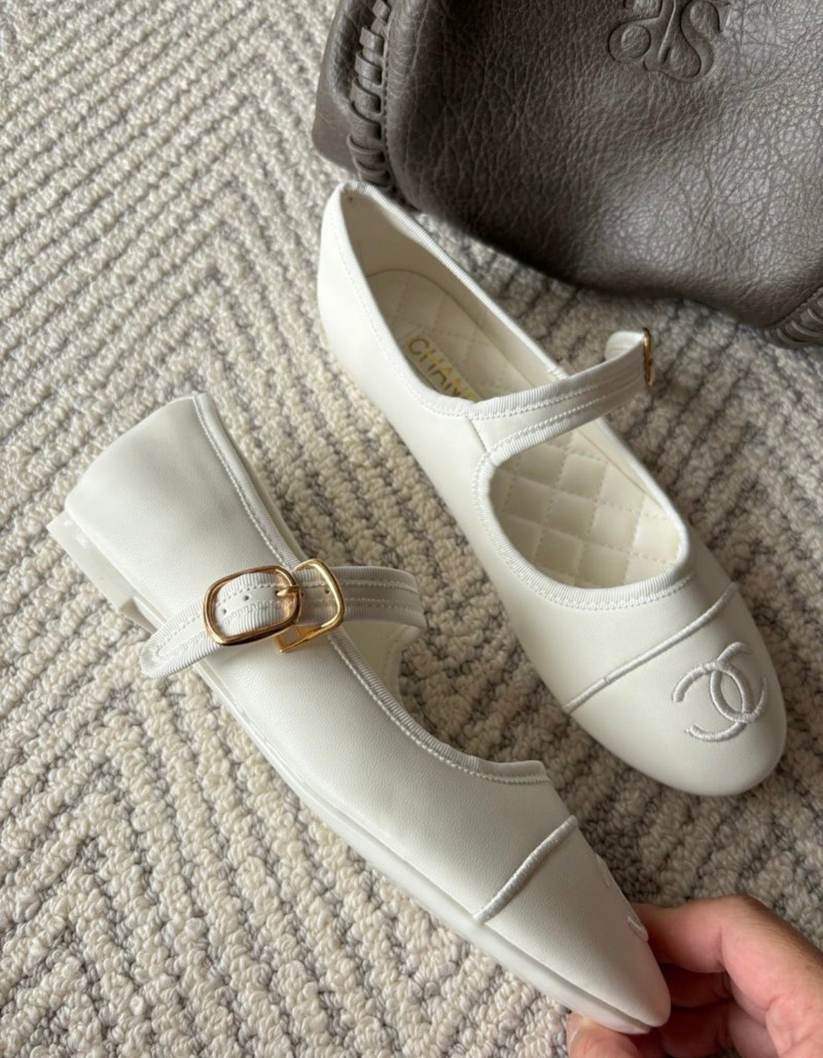 Ballerines Chanel — Élégance & Luxe au quotidien