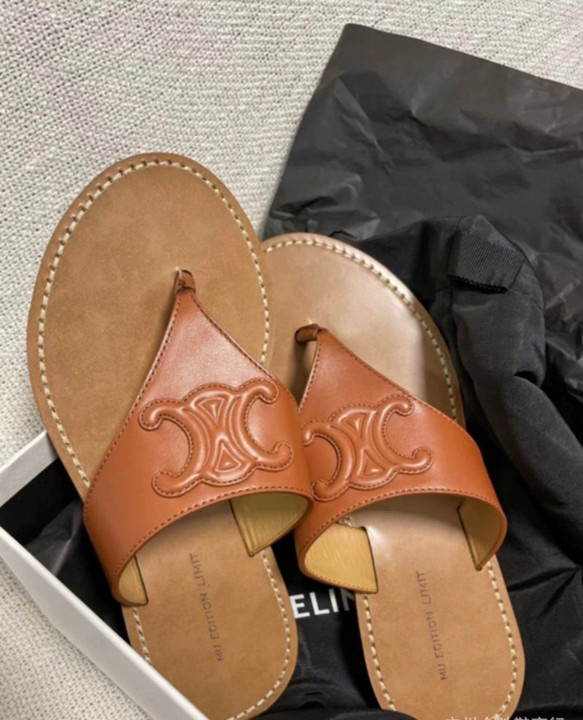 Sandales :CÉLINE