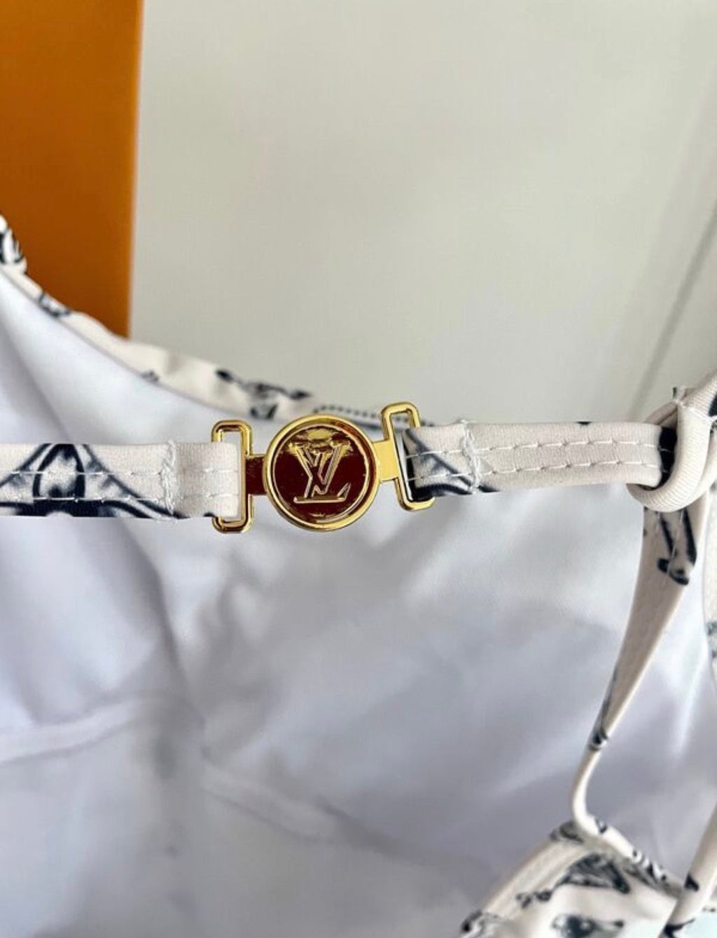 Maillot de bain :LV