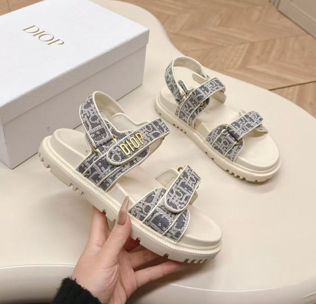 Pantoufles homme :DIOR