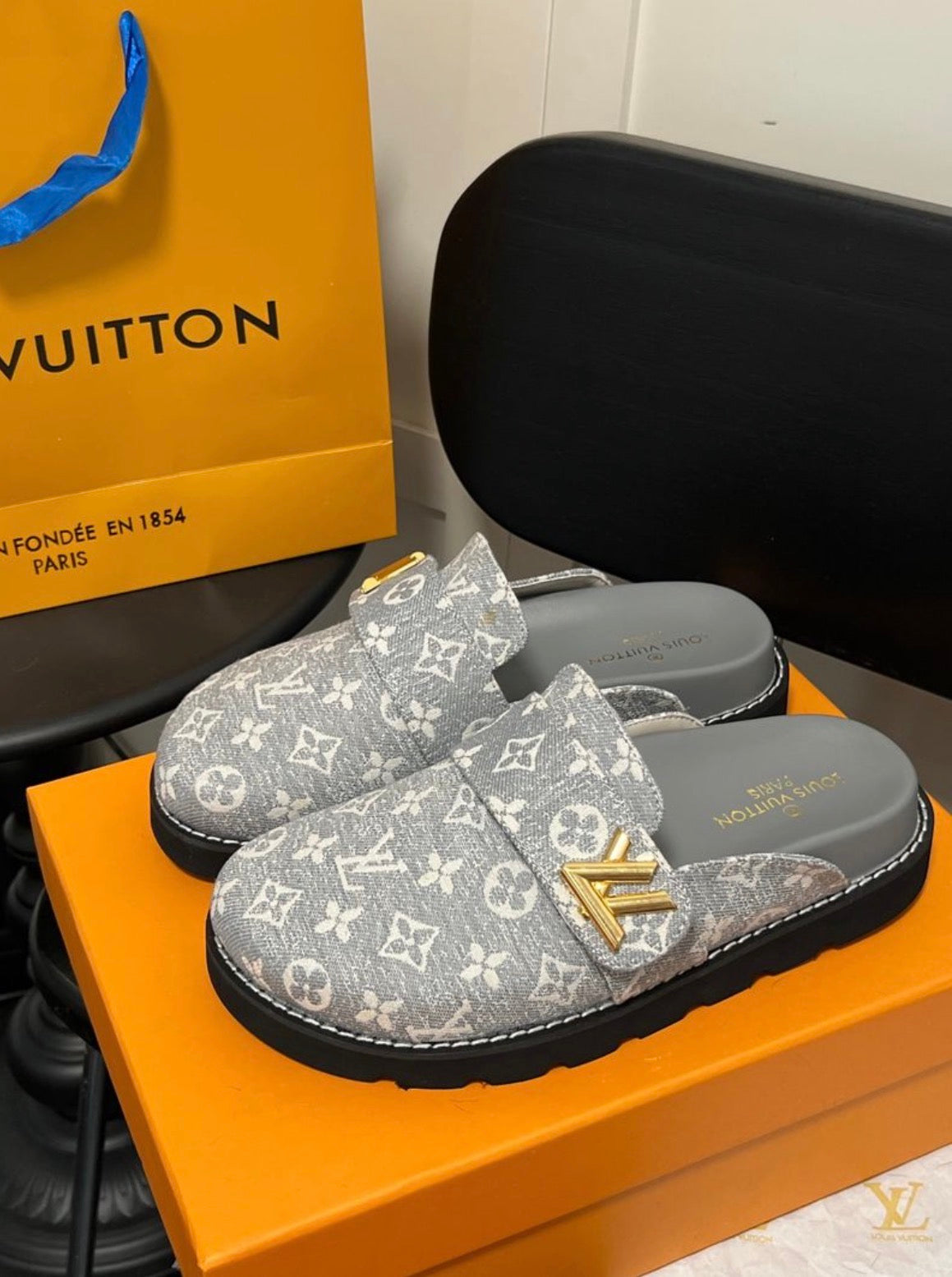 Sandales :LV