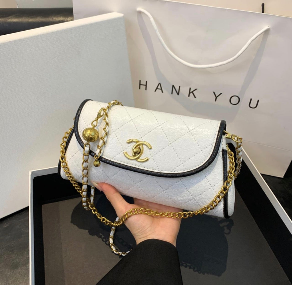 Sac a main CHANEL