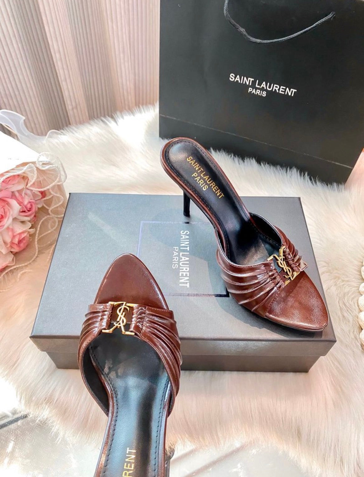 Sandales :yve Saint Laurent
