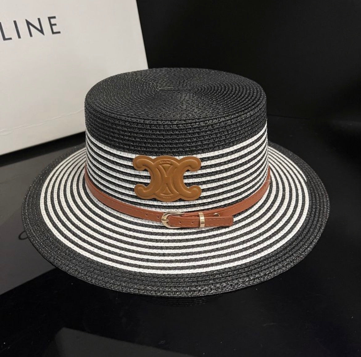 Sac a main et chapeau :CÉLINE