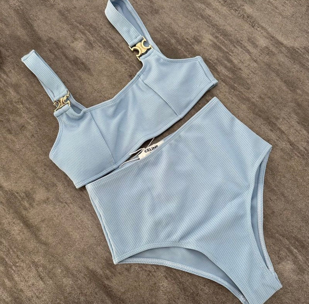 Maillot de bain :CÉLINE