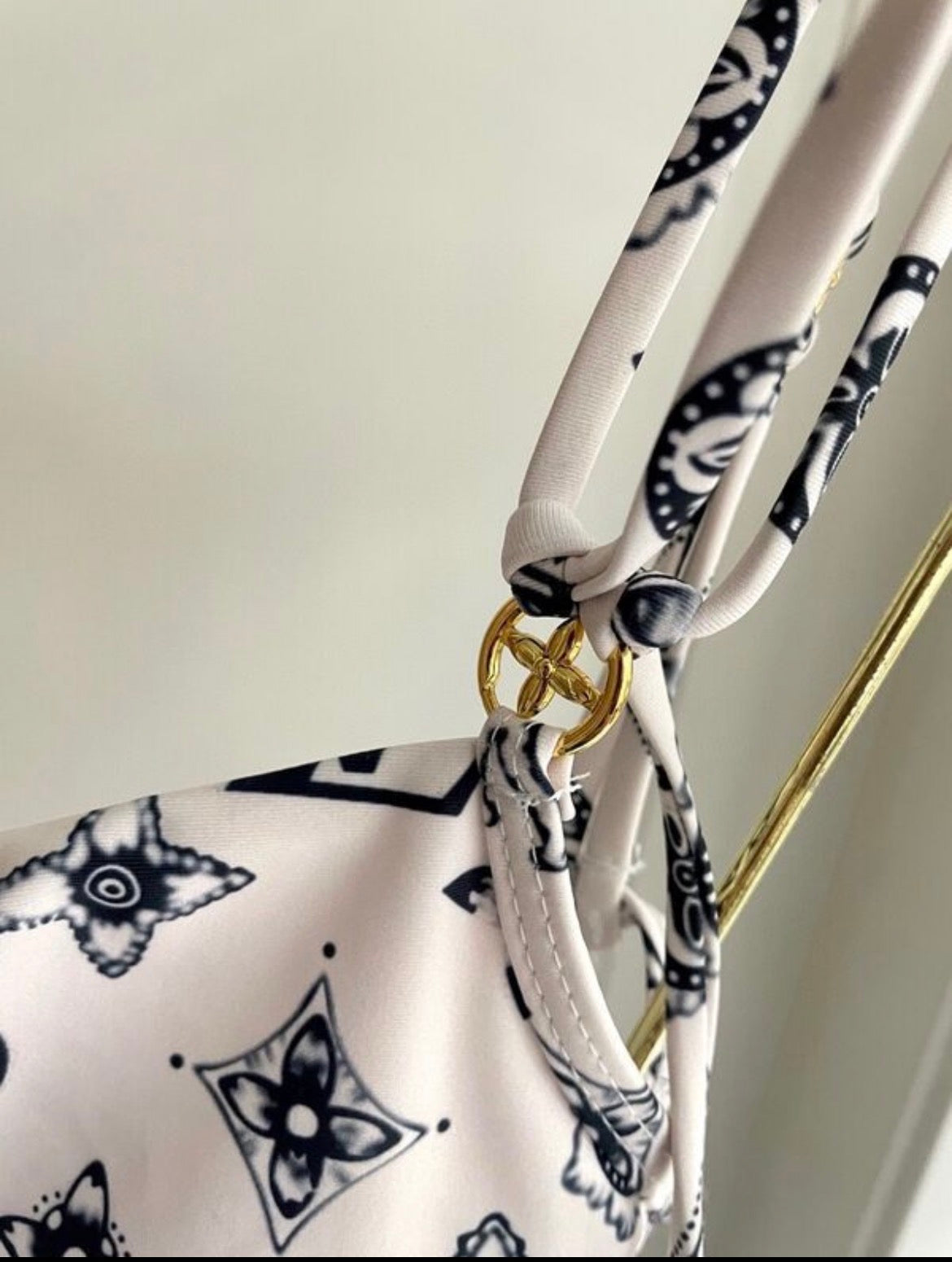 Maillot de bain :LV