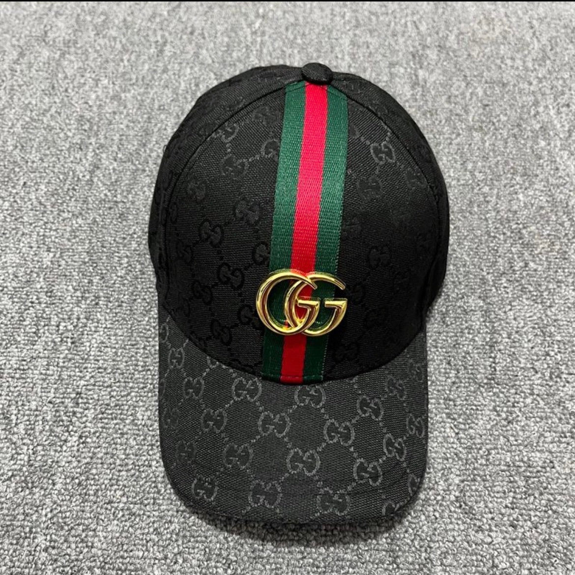 Casquette:GUCCI