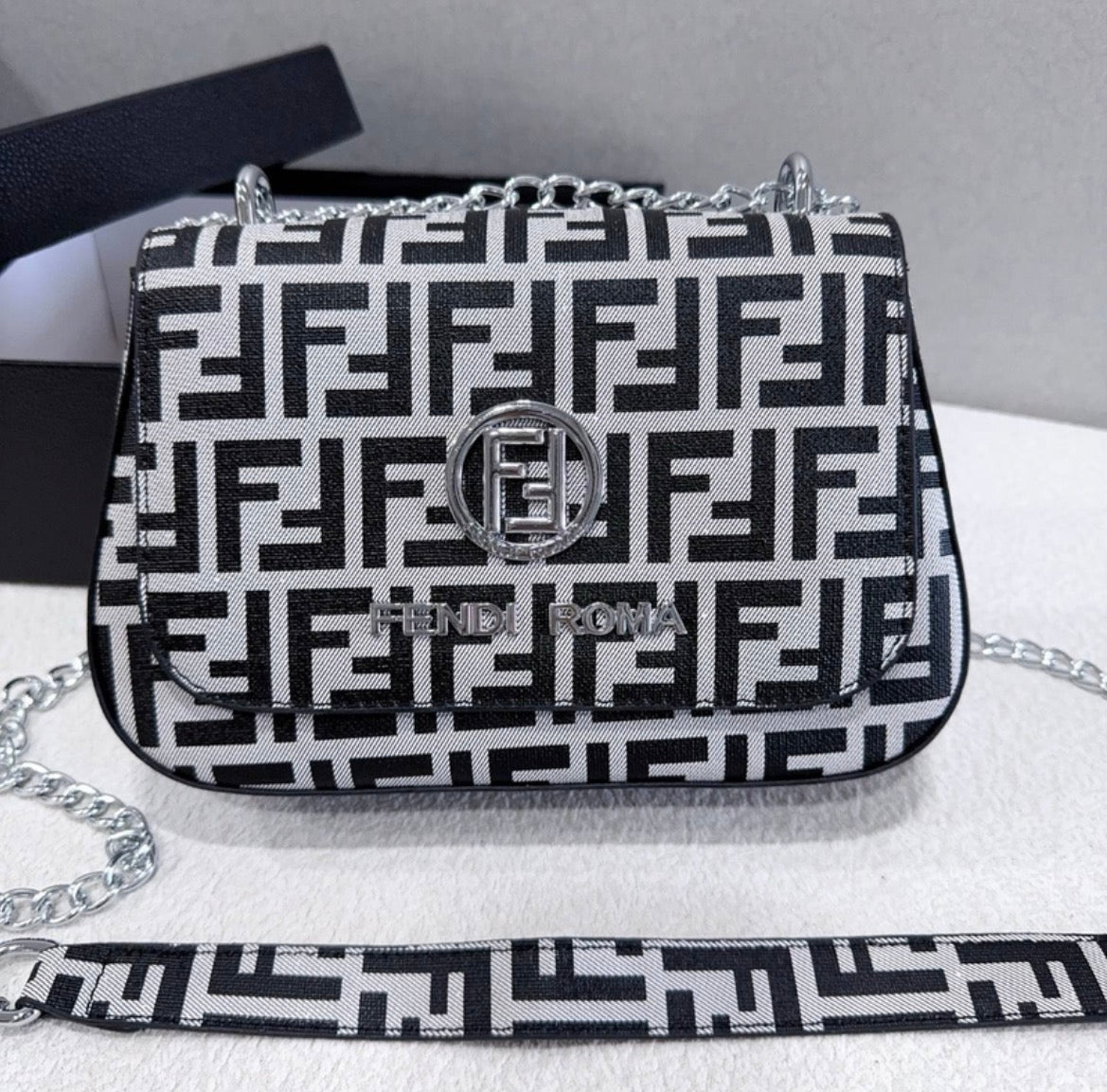 Sac a main :FENDI
